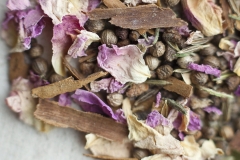 Advieh-persian-blend-of-spices